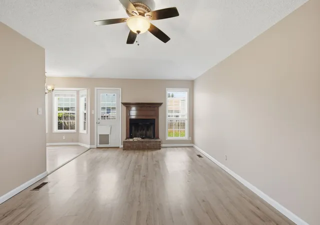 4th image of 2423 Mccalls Way, Clarksville, TN 37042 | MLS# 3232782