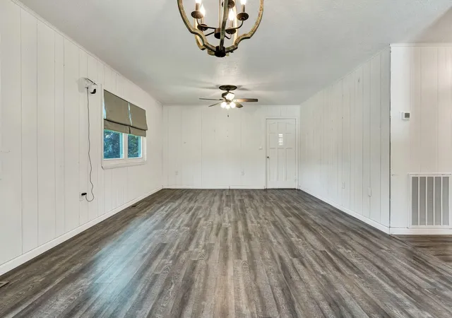 Photo 3 of Single family home for sale at 10780 Highway 68, Grandview, TN 37337 | MLS# 3301797 | Listing updated on 2026-08-19