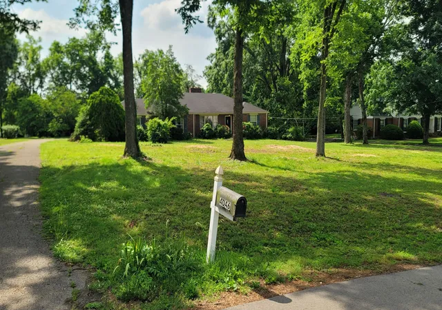 1st image of 4046 Crestridge Dr, Nashville, TN 37204 | MLS# 3229783