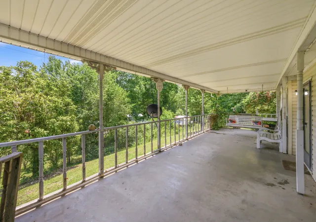 Homes for sale in Linden, TN | 14318 Hwy 438 W, Linden, TN 37096 | MLS# 3234047