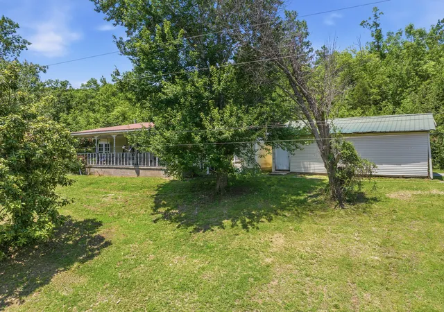 Homes for sale in Linden, TN | 14318 Hwy 438 W, Linden, TN 37096 | MLS# 3234047