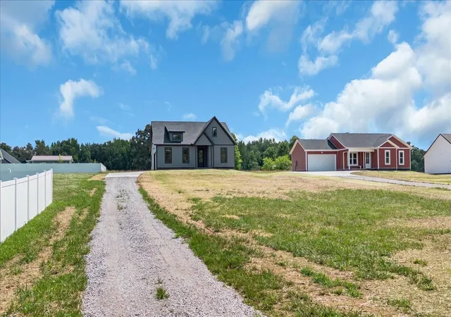 Homes for sale in Morrison, TN | 1459 Smartt Station Rd, Morrison, TN 37357 | MLS# 3251634