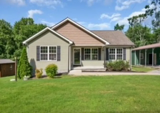 Photo 1 of Single family home for sale at 1315 N Charlotte St, Dickson, TN 37055 | MLS# 3243603 | Listing updated on 2026-08-19