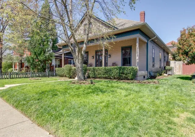 Homes for sale in Nashville, TN | 1305 Gartland Ave, Nashville, TN 37206 | MLS# 3262544