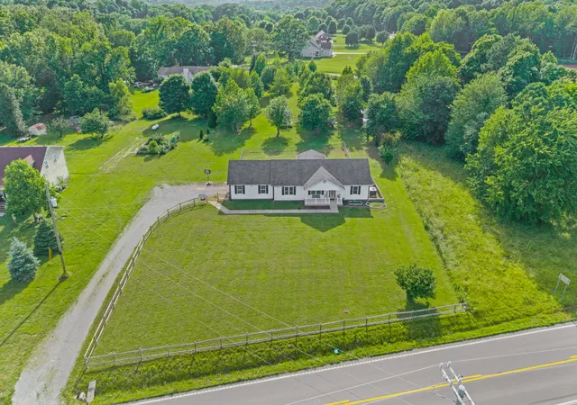 Photo 3 of Single family home for sale at 4135 Mount Zion Rd, Coopertown, TN 37172 | MLS# 3601792 | Listing updated on 2026-10-01