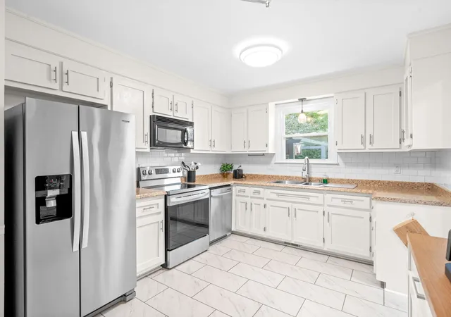1st image of 216 Millstone Cir, Clarksville, TN 37042 | MLS# 3244947
