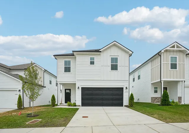Photo 2 of Sale Pending at 1778 Flora Grv, Hermitage, TN 37076 | MLS# 3244070 | Listing updated on 2026-10-06