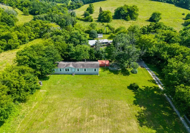 22nd image of 441 Hawthorne Hill Rd, Shelbyville, TN 37160 | MLS# 3232593