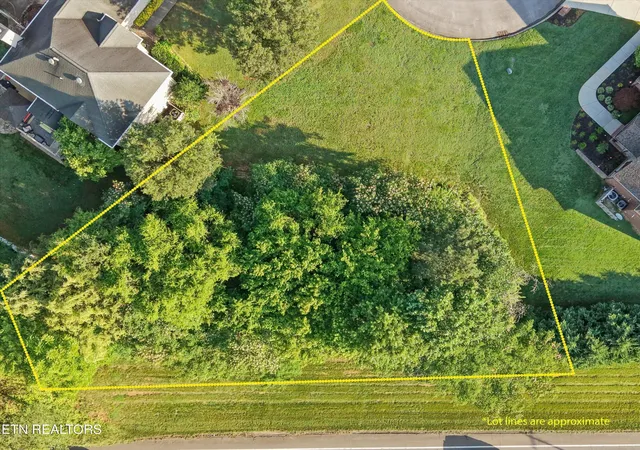 3rd image of 1915 Dobson Park Ln, Knoxville, TN 37922 | MLS# 3302105