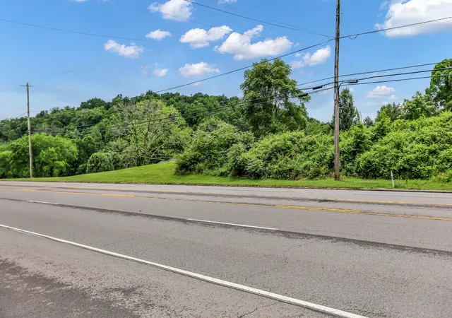 2nd image of 1725 Williamson Rd, Goodlettsville, TN 37072 | MLS# 3230134