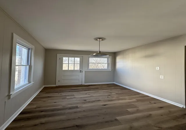 Homes for sale in Hopkinsville, KY | 410 W 13Th St, Hopkinsville, KY 42240 | MLS# 3230147