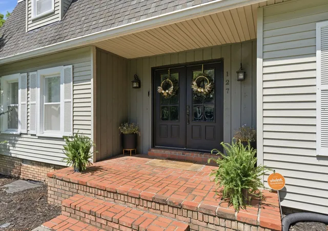 Homes for sale in Hendersonville, TN | 127 Nathan Forest Dr, Hendersonville, TN 37075 | MLS# 3230209