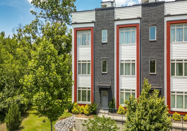 2nd image of 970 Youngs Ln #A, Nashville, TN 37207 | MLS# 3230280