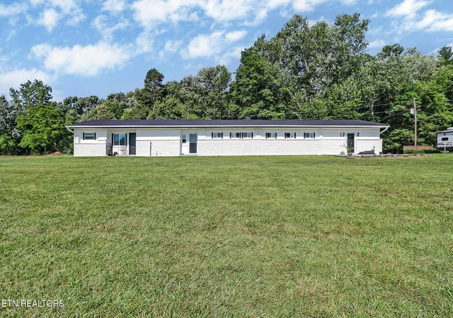 Homes for sale in Jamestown, TN | 1104 Allardt Hwy, Jamestown, TN 38556 | MLS# 3230246