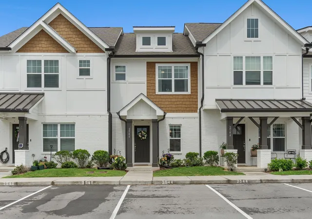 Photo 2 of Townhouse for sale at 2546 Hanford Ave, Old Hickory, TN 37138 | MLS# 3234657 | Listing updated on 2026-09-17