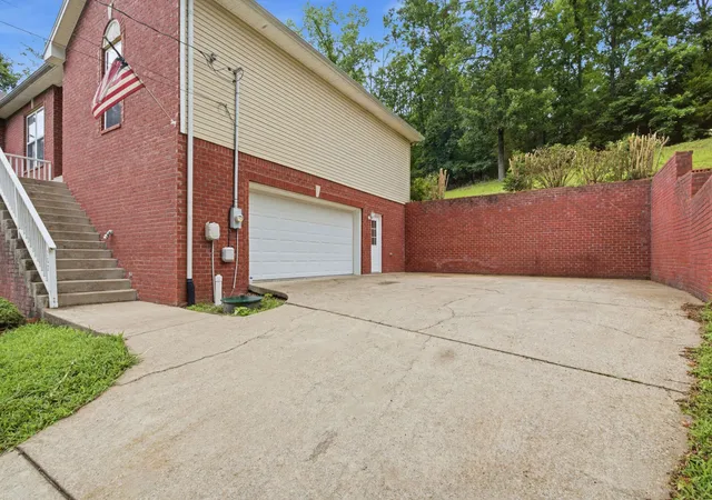 Photo 3 of Single family home for sale at 107 High Ridge Trl, Goodlettsville, TN 37072 | MLS# 3287931 | Listing updated on 2026-09-02