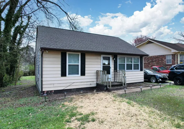 Homes for sale in Chattanooga, TN | 4922 Marylin Lane, Chattanooga, TN 37411 | MLS# 3259982