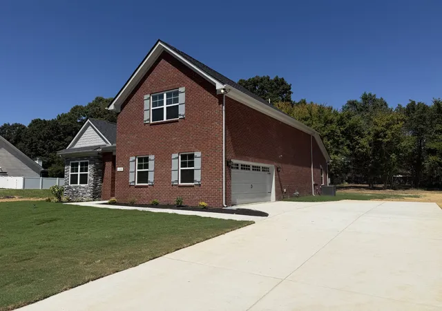 2nd image of 13 Sagewood Dr, Tullahoma, TN 37388 | MLS# 3231238