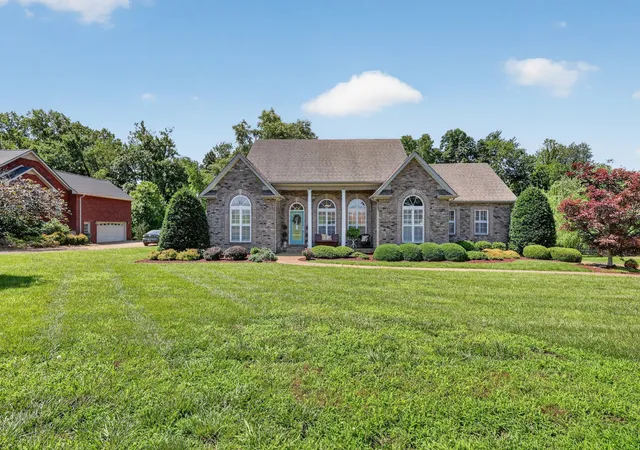 Homes for sale in Portland, TN | 110 Bloomsbury Dr, Portland, TN 37148 | MLS# 3230538