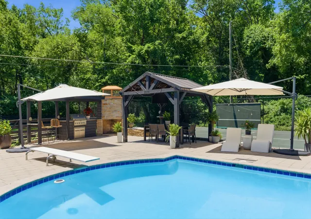 Photo 3 of Single family home for sale at 2419 Valley Brk Rd, Nashville, TN 37215 | MLS# 3231211 | Listing updated on 2026-08-28