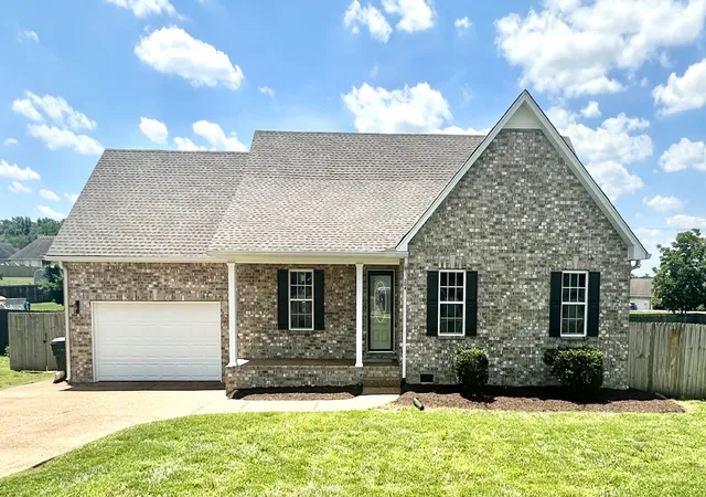 1st image of 204 Middle Dayle Dr, Portland, TN 37148 | MLS# 3231526