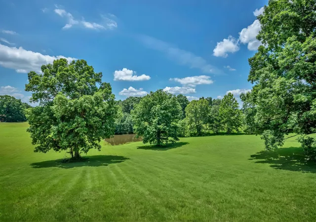 Photo 2 of Single family home for sale at 469 Jesse Work Rd, Dickson, TN 37055 | MLS# 3242518 | Listing updated on 2026-08-23