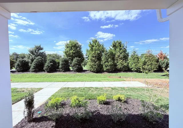 Photo 3 of Sale Pending at 2705 Wilkinson Pike #4, Murfreesboro, TN 37129 | MLS# 3230658 | Listing updated on 2026-09-26