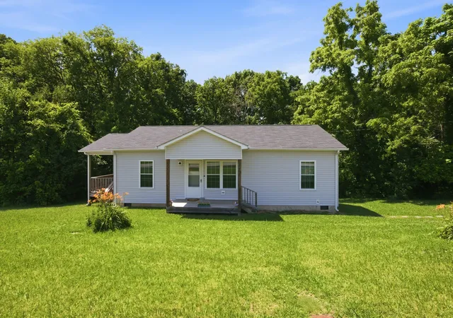 Homes for sale in Spencer, TN | 781 Sparta St, Spencer, TN 38585 | MLS# 3230714
