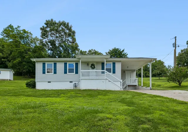 Homes for sale in Pleasant Shade, TN | 14 Morris Ln, Pleasant Shade, TN 37145 | MLS# 3242421