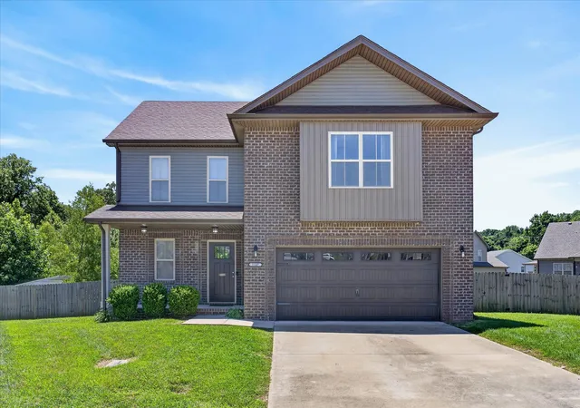 Homes for sale in Clarksville, TN | 1167 Elizabeth Ln, Clarksville, TN 37042 | MLS# 3230762