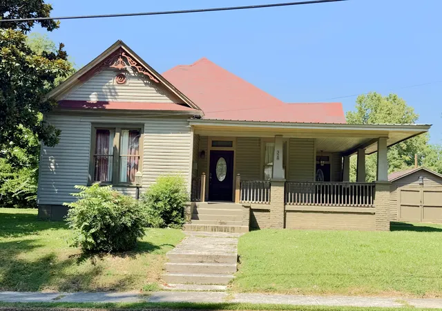 1st image of 328 Head St, Paris, TN 38242 | MLS# 3230736