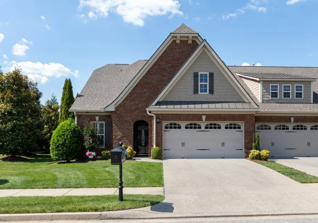 Homes for sale in Gallatin, TN | 2124 Albatross Way, Gallatin, TN 37066 | MLS# 3231581