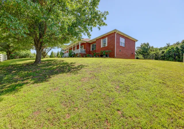Homes for sale in Clarksville, TN | 2251 Davidson Graveyard Rd, Clarksville, TN 37043 | MLS# 3242872