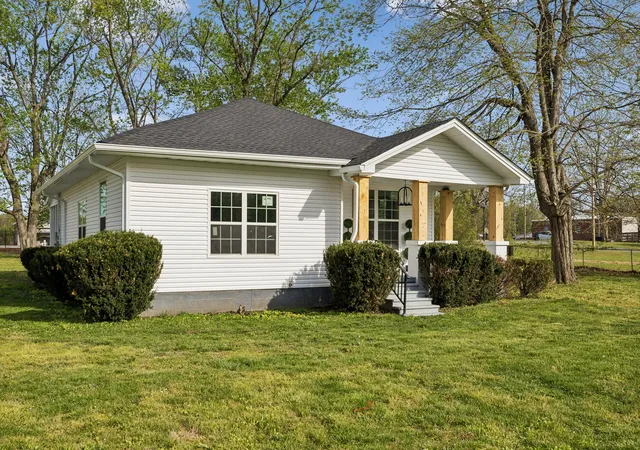 Homes for sale in Portland, TN | 313 Portland Blvd, Portland, TN 37148 | MLS# 3243774