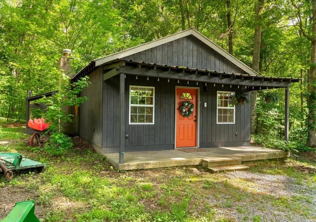 Photo 3 of Single family home for sale at 1491 Furnace Crk Rd, La Fayette, GA 30728 | MLS# 3611651 | Listing updated on 2026-10-05