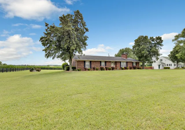 Homes for sale in Adairville, KY | 597 Prices Mill Rd, Adairville, KY 42202 | MLS# 3243382