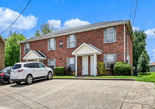 2nd image of 371 Peabody Dr, Clarksville, TN 37042 | MLS# 3244553