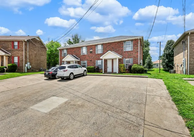 3rd image of 371 Peabody Dr, Clarksville, TN 37042 | MLS# 3244553