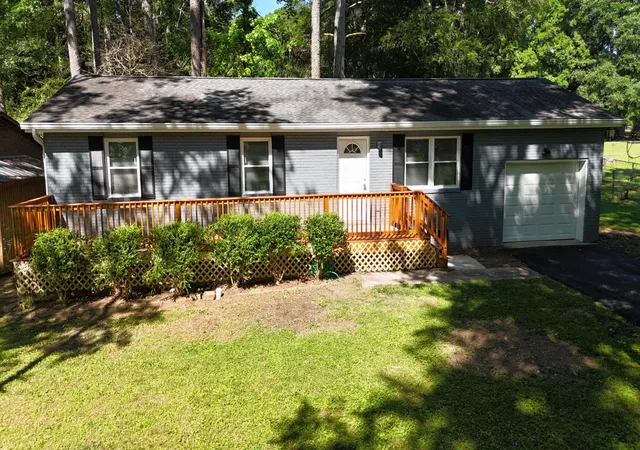 Homes for sale in Chickamauga, GA | 106 Park Street, Chickamauga, GA 30707 | MLS# 3230888