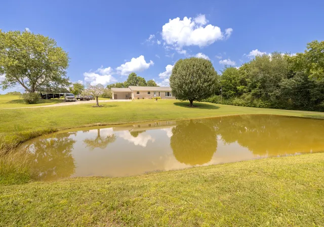 1st image of 34 Dunn Rd, Leoma, TN 38468 | MLS# 3244773
