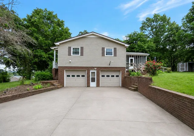 2nd image of 2226 Hwy 25 W, Cottontown, TN 37048 | MLS# 3231126