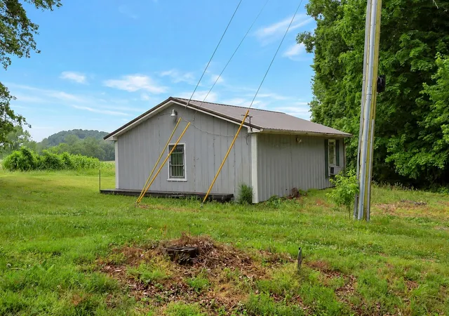 29th image of 2226 Hwy 25 W, Cottontown, TN 37048 | MLS# 3231126