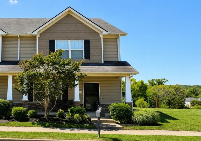 Homes for sale in Antioch, TN | 1532 Sprucedale Dr, Antioch, TN 37013 | MLS# 3231240
