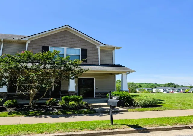 Homes for sale in Antioch, TN | 1532 Sprucedale Dr, Antioch, TN 37013 | MLS# 3231240