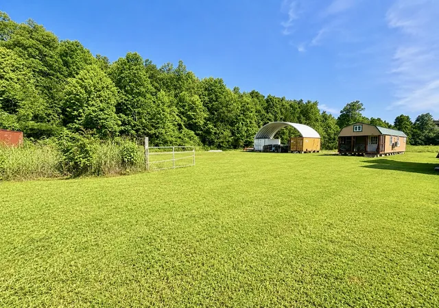 2nd image of 2071 Deer Creek Rd, Linden, TN 37096 | MLS# 3243403