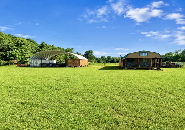 1st image of 2071 Deer Creek Rd, Linden, TN 37096 | MLS# 3243403