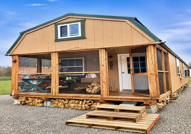 3rd image of 2071 Deer Creek Rd, Linden, TN 37096 | MLS# 3243403