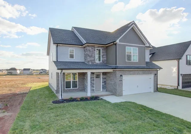 Photo 2 of Single family home for sale at 321 Kildeer Dr, Clarksville, TN 37040 | MLS# 3231080 | Listing updated on 2026-08-19