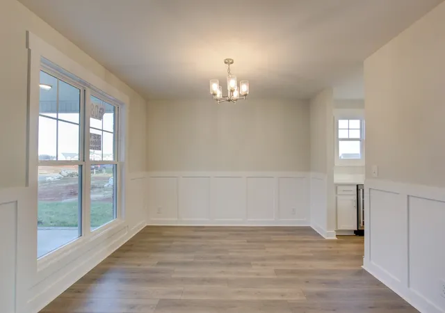 Photo 4 of Single family home for sale at 321 Kildeer Dr, Clarksville, TN 37040 | MLS# 3231080 | Listing updated on 2026-08-19