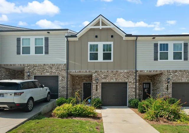 1st image of 858 Longleaf Ln, Columbia, TN 38401 | MLS# 3513855